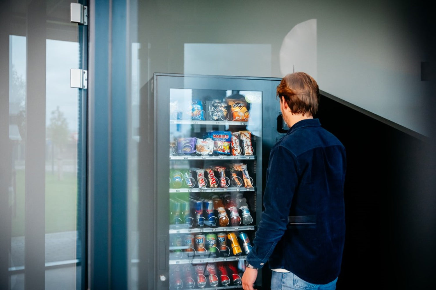 Een automaat plaatsen bij jouw productiebedrijf? - DGA-Vending