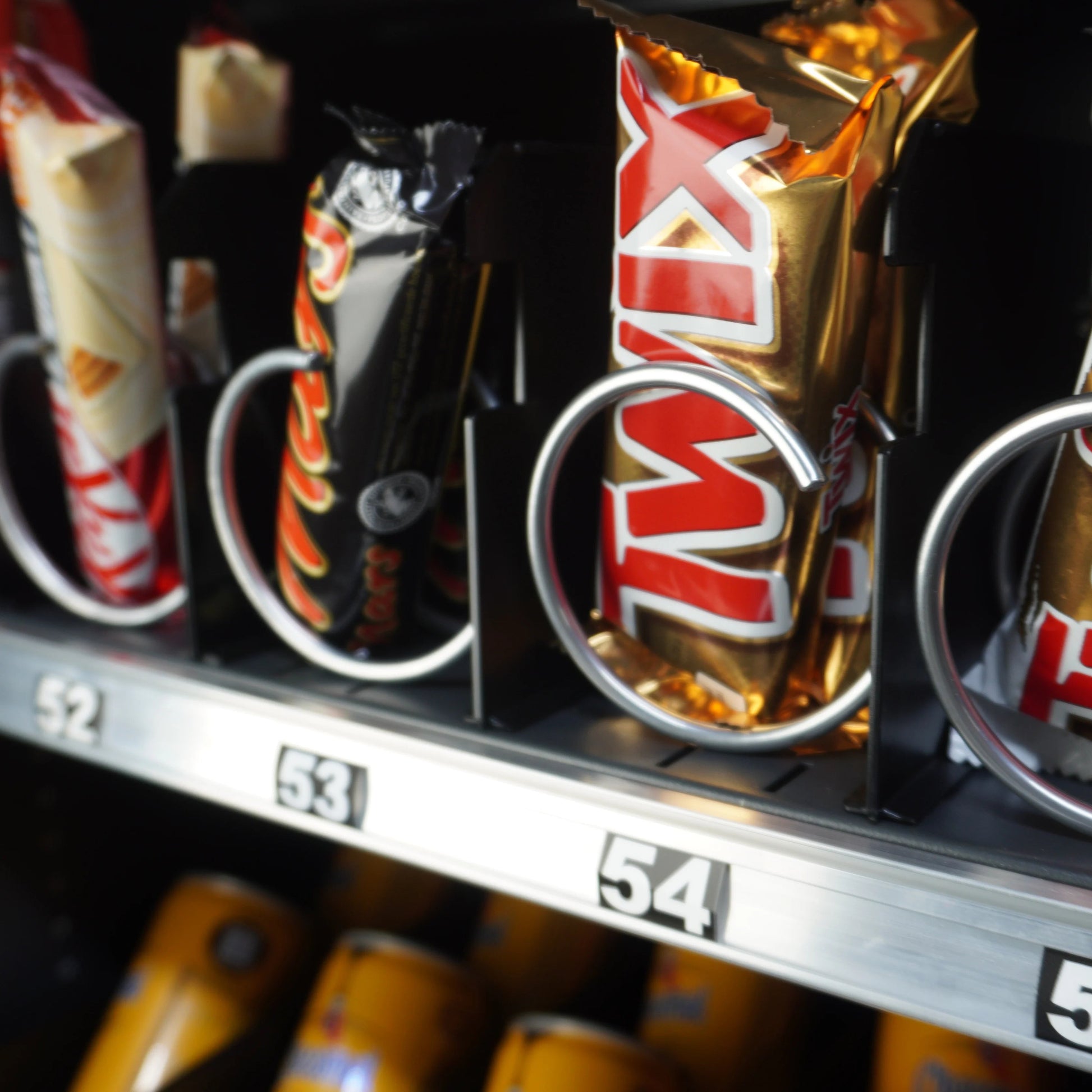 Vendo G-Snack Standard 10 Outdoor | SMX OD, DGA Vending, Vending machine, verkaufsautomat