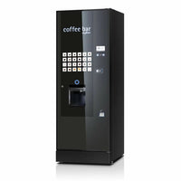 BUB Freestanding Kaffeeautomat mit schwarzer Glasfront und Getränketasten, schräge Vorderansicht